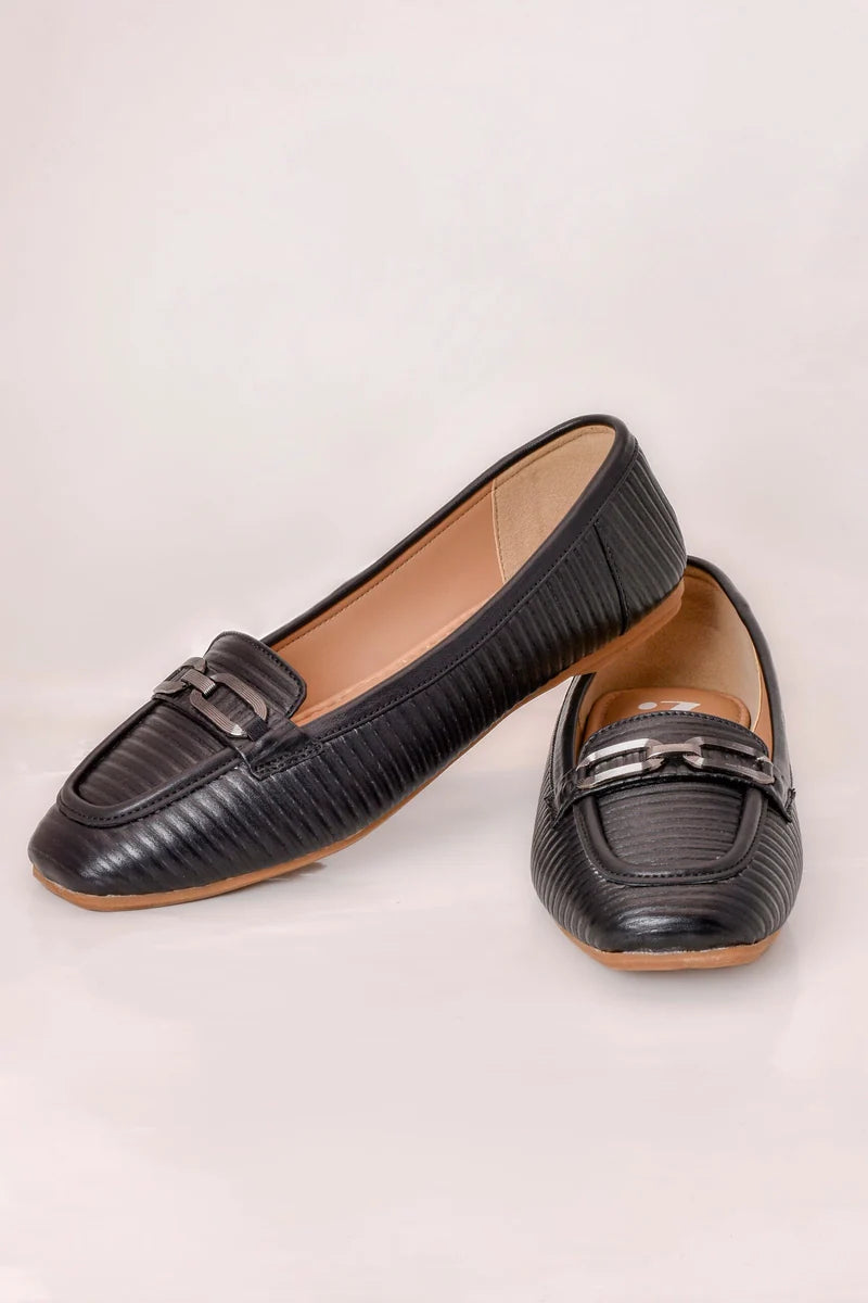 Classic Black Textured Ladies Pumps – Z.Collection – Black – full product view | Zainab Designer Abaya