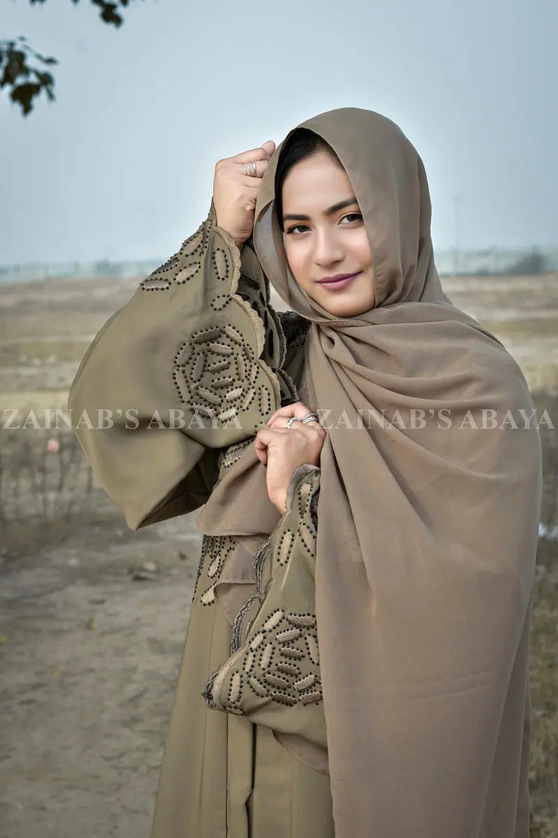 Nida Front Open Abaya with Embroidery On Front And Sleeves – 0113 additional product view 2 | Zainab Designer Abaya
