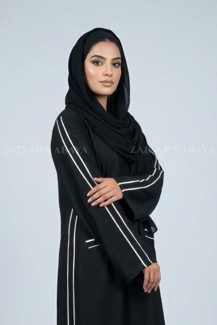 Maxi Abaya for women in black color with a matching scarf in chiffon fabric