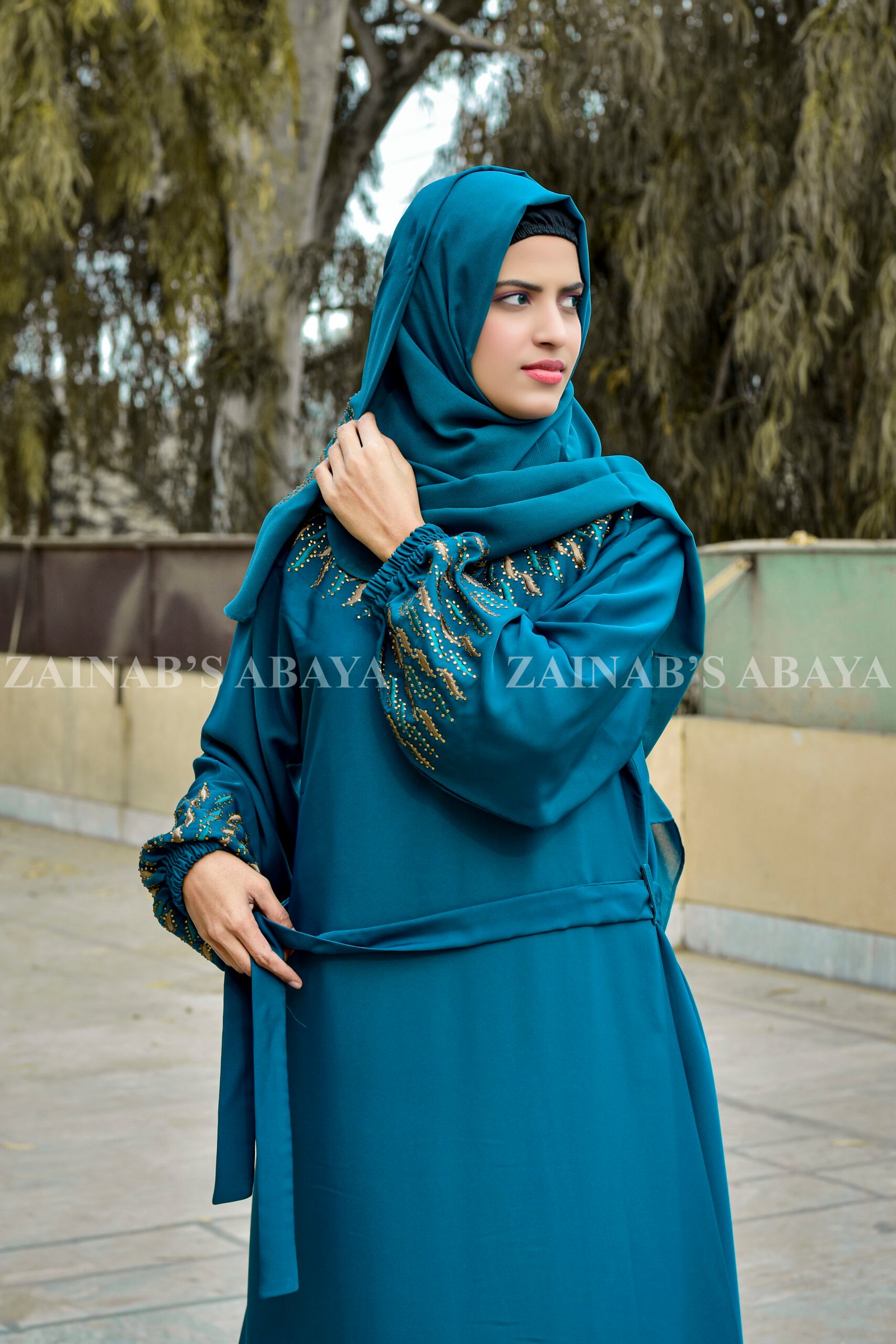 _ZZZ9086+ Maxi Abaya