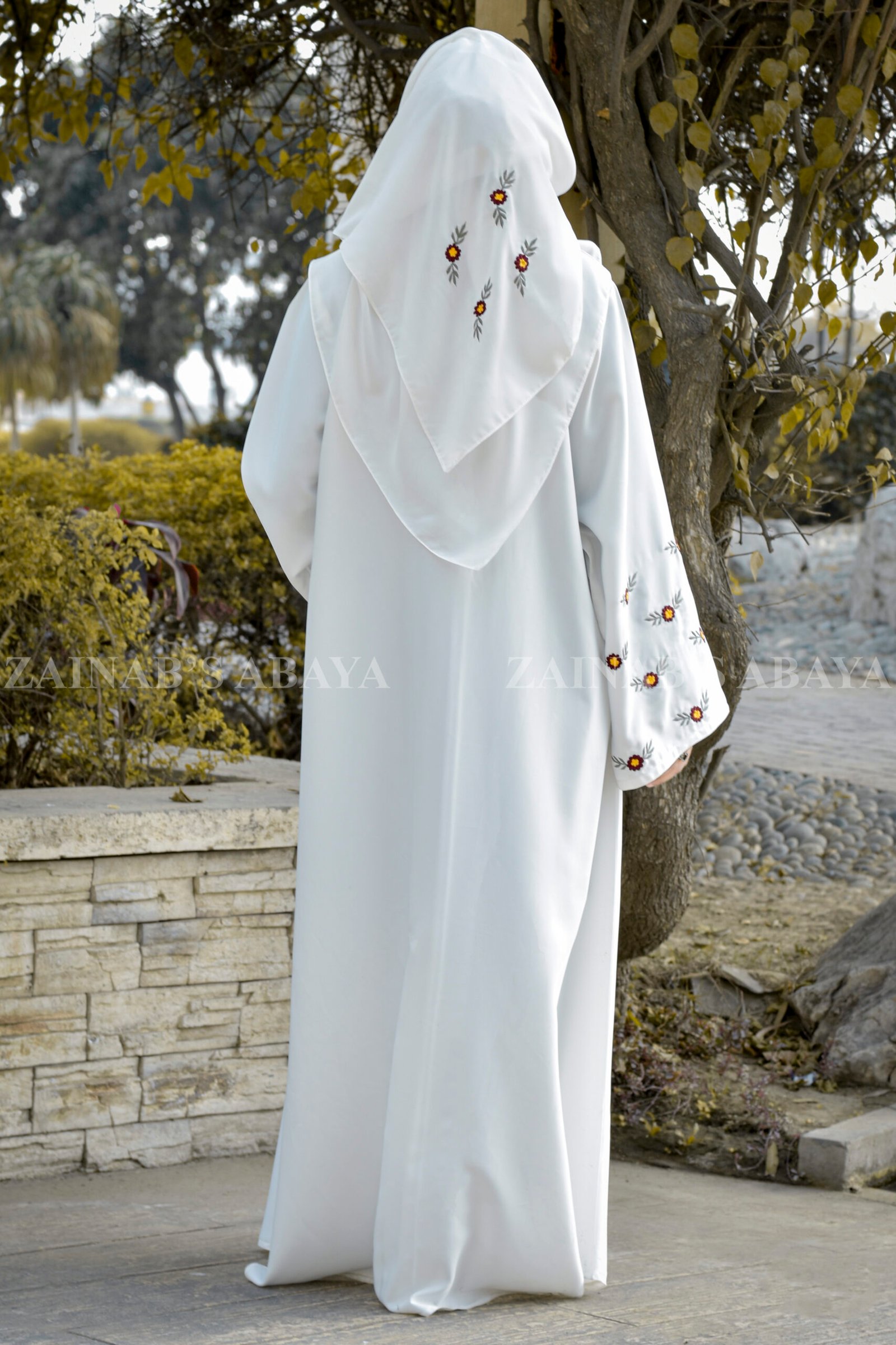 Front Open Abaya with Embroidery on Sleeves and motives on Scarf.