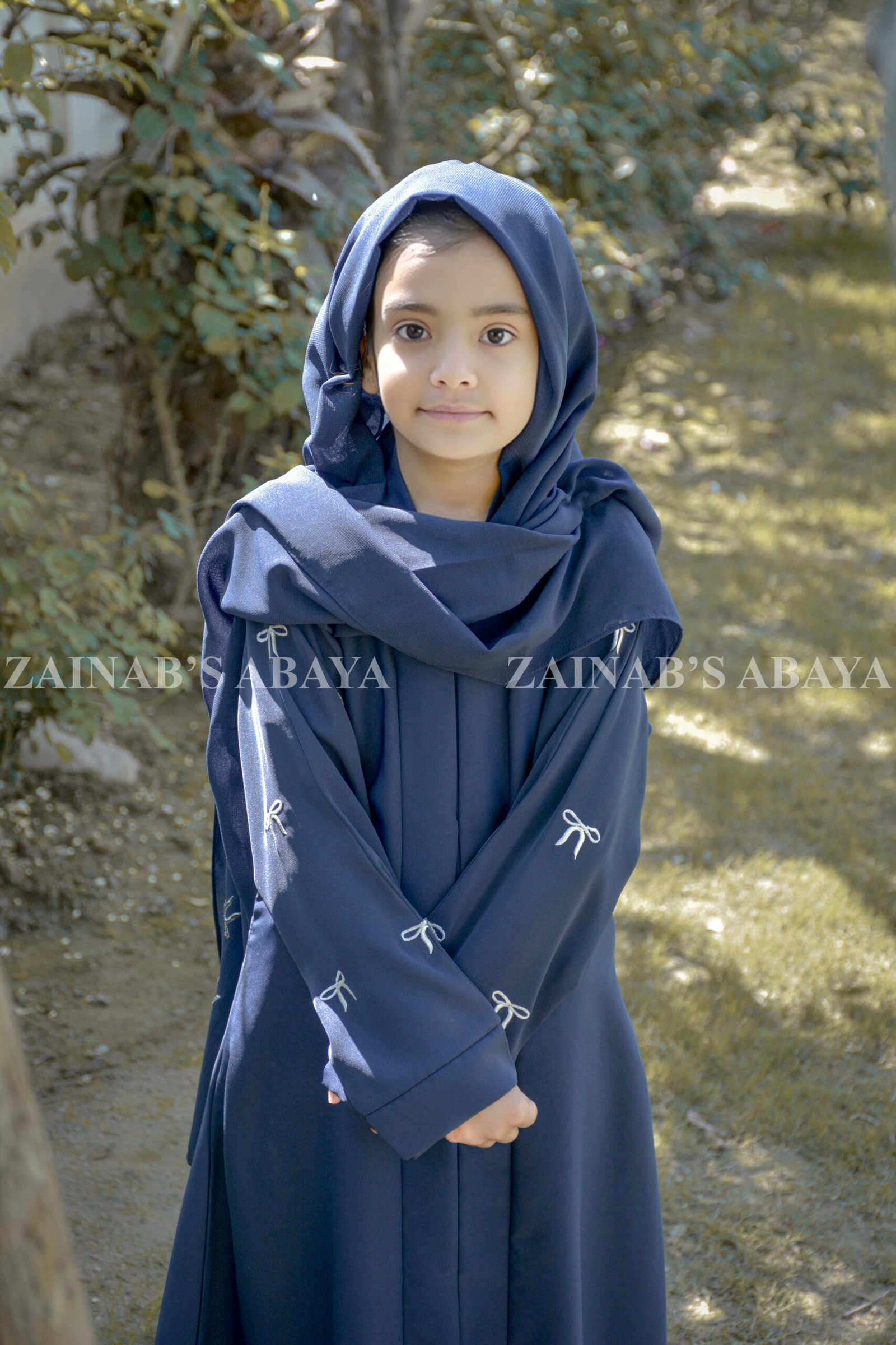_ZZZ1706+ Navy Blue Front Open Abaya with Bow Style Embroidery on Sleeves.