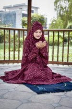 Red Namaz Chadar in Summer Fabric Acc-026 - Image 3