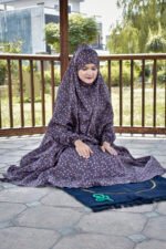 An elegant purple colored namaz chadar in summer fabric