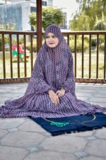 Namaz Chadar in Chiffon Fabric with Small subtle check style