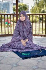 Namaz Chadar in Chiffon with Subtle Small Check Design