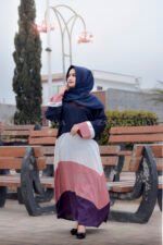 Nida Maxi Abaya in 3 Colors as well as a matching scarf in chiffon fabric.