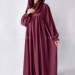 Nida Maxi Abaya in Maroon Color with a matching scarf in chiffon fabric.