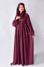 Nida Maxi Abaya in Maroon Color with a matching scarf in chiffon fabric.