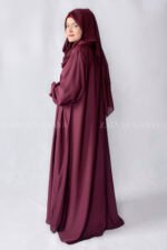 Nida Maxi Abaya in Maroon Color with a matching scarf in Chiffon Fabric.