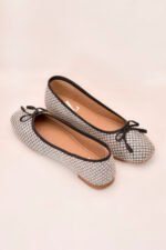 Black & White Weave Bow Ladies Pumps Z 401 - Image 2