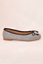 Black & White Weave Bow Ladies Pumps Z 401 - Image 5