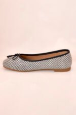Black & White Weave Bow Ladies Pumps Z 401 - Image 6