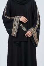 Black Maxi Abaya with Embroidered Sleeves OL-1153 - Image 2