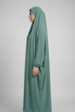 Grape Colored Iraqi Chadar in Nida Fabric Acc-327 - Image 3