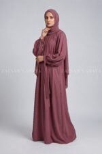 Stylish Maxi Abaya with a matching scarf