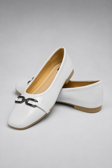 Glossy Patent Buckle Pumps Z 411