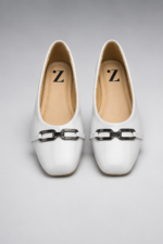 Glossy Patent Buckle Pumps Z 411 - Image 3